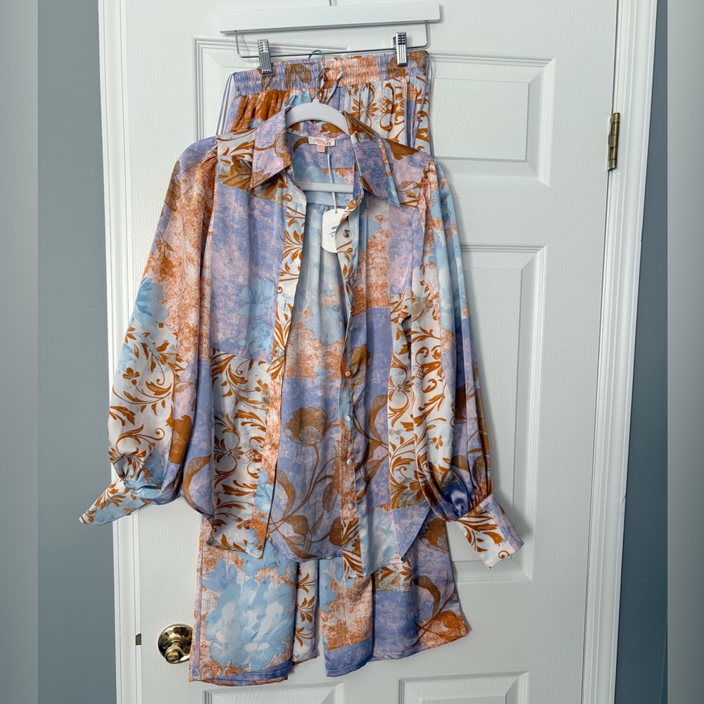 LUXXEL Two-Piece Set | Lavender Multi Floral | Size Small | NWT